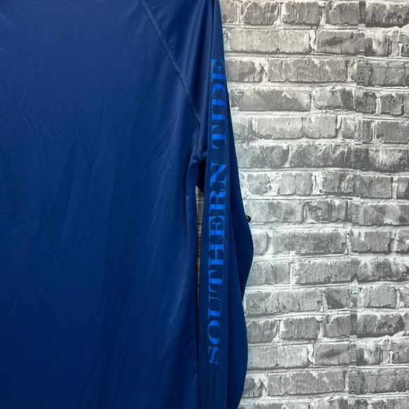 Southern tide shirt - Picture 8 of 9